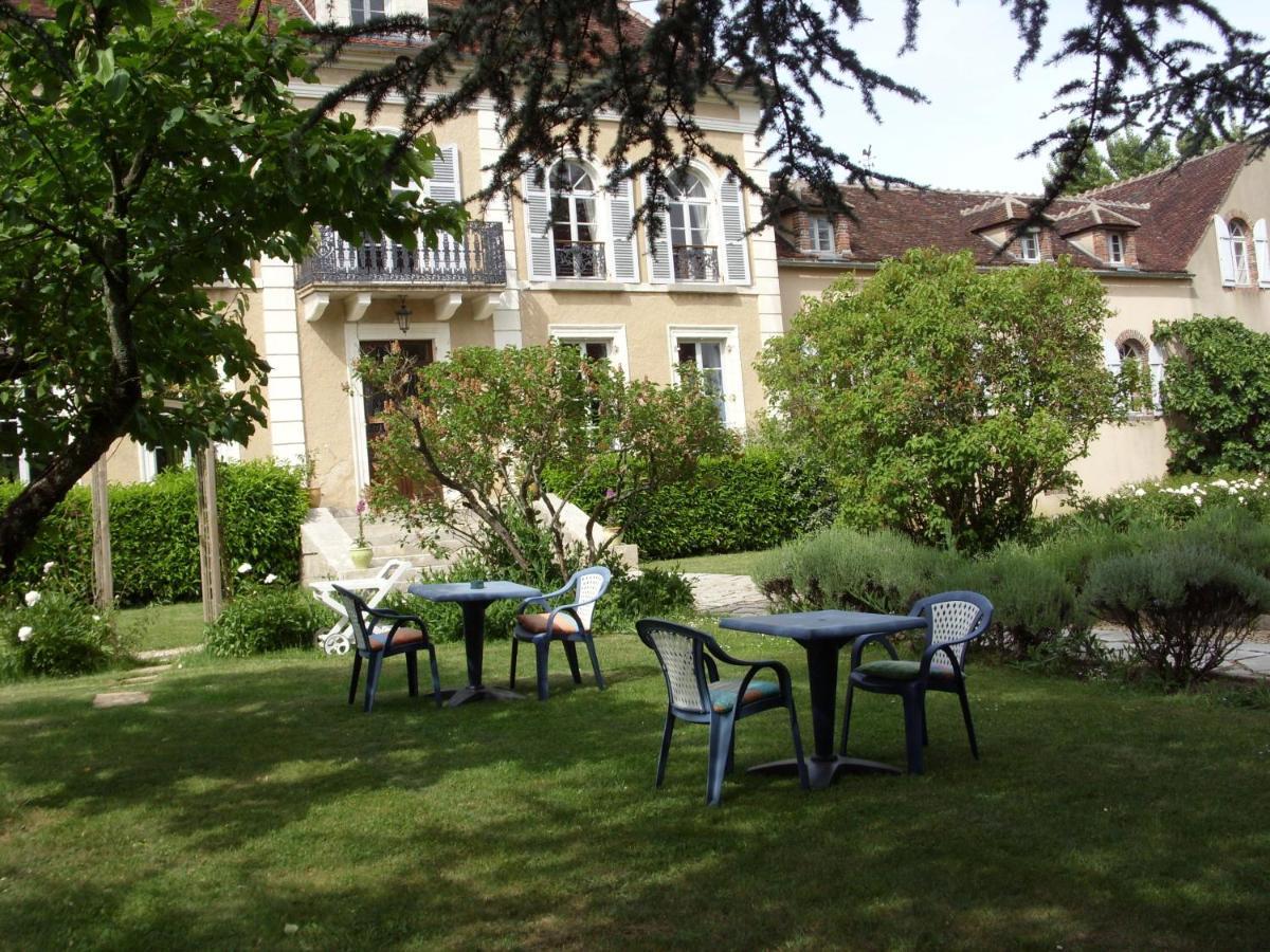 Domaine De Sainte Anne Bed & Breakfast Venoy Exterior photo