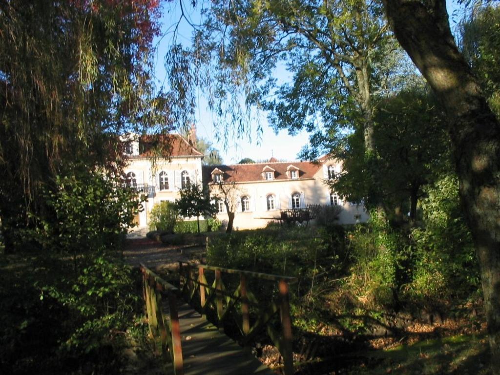 Domaine De Sainte Anne Bed & Breakfast Venoy Exterior photo